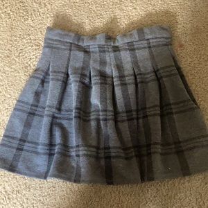 School mini skirt pleated dark grey skirt <3 fit